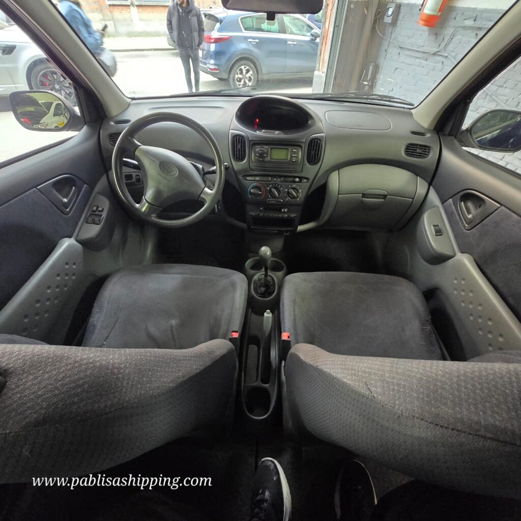 TOYOTA YARIS VERSO 1.3 1999 PRIX 1699 EUROS